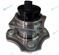 DB83173 Ступица с подшипником TOYOTA COROLLA IX-X E120150PRIUS 00-07 задняя (SKF VKBA3975) DB83173