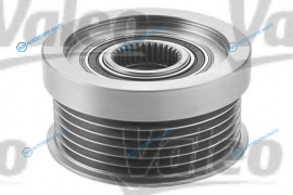 588022 Муфта обгонная шкива генератора