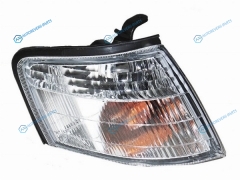 215-15A4R-U Габарит NISSAN PRIMERA CAMINO 98-01 хрусталь