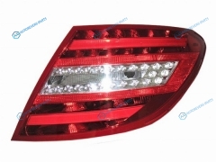440-1983R-UE Фонарь задний MERCEDES W204 11-14 RH диодный