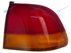 ST-217-1924R Фонарь задний HONDA CIVIC 96-01 4D