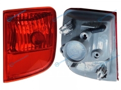 ST-212-2926R Отражатель в задний бампер TOYOTA LAND CRUISER 200 07-15