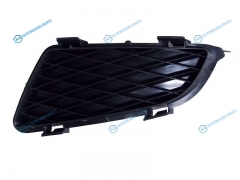 ST-MZ25-000C-2 Заглушка бампера MAZDA 6ATENZA 02-05 LH