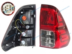 ST-212-19AMR Фонарь задний TOYOTA HILUX REVO 15-20 RH