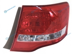 ST-12-545R Фонарь задний TOYOTA COROLLA AXIO 08-12 12-545 4D