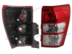 ST-218-1944R Фонарь задний SUZUKI GRAND VITARAESCUDO 05-15 RH