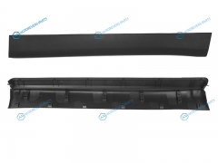 ST-TYG4-040M-1 Накладка на переднюю дверь TOYOTA HIGHLANDER 13- RH нижняя