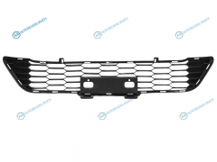 ST-30-0049 Решетка в бампер TOYOTA HILUX 17-20