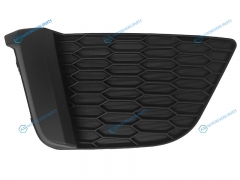 ST-HD77-000C-1 Заглушка в бампер HONDA FIT 13- RH