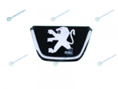 ST-PG26-093E-0 Эмблема решетки PEUGEOT 206 98-05