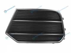 ST-AUQ3-000G-2 Решетка в бампер AUDI Q3 15-18 LH (пр-во Тайвань)