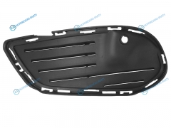ST-MD15-000G-2 Решетка в бампер MERCEDES C-CLASS W205 14-17 LH AMG - заглушка