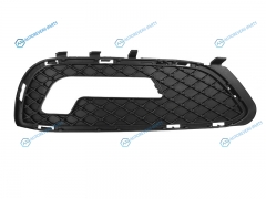 ST-MD09-000G-B1 Решетка в бампер MERCEDES E-CLASS W212 09-13 RH под ДХО (AMG)