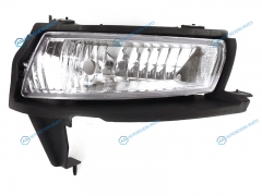 ST-28-168IL Фара противотуманная TOYOTA IPSUM 03-07 с креплением