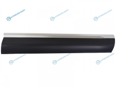 ST-VW62-040M-1 Накладка на переднюю дверь VW TOUAREG 11- RH