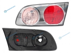 81581-21110 Фонарь в крышку багажника 21-52 TOYOTA CALDINA 00-02 RH оригинал