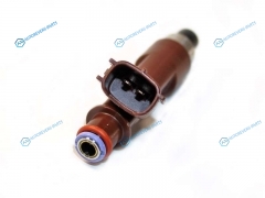 23209-50080 Форсунка топливная 2UZFE 4RUNNERLC100GX470LC200 07-