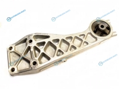 52380-44020 Кронштейн крепления дифференциала RR TOYOTA IpsumGaiaNadia 98-