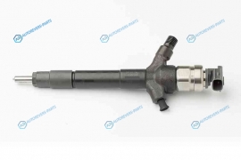 DCRI109560 Форсунка топливная MITSUBISHI PAJERO 4D56