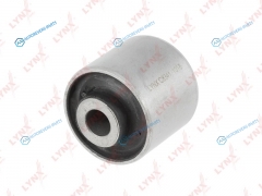 C8341 Сайлентблок рычага подвески | перед правлев