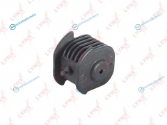 C8467 Сайлентблок переднего рычага подвески | перед прав