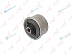 C8255 Сайлентблок рычага передней подвески | перед правлев