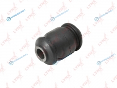 C8336 Сайлентблок переднего рычага подвески | перед правлев