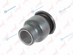 B8217 Сайлентблок передний рычага подвески | перед правлев