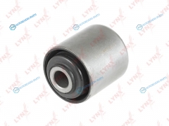 C9802 Сайлентблок реактивной тяги | зад правлев