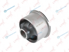 C9833 Сайлентблок рычага подвески | перед правлев