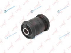 C8927 Сайлентблок переднего рычага подвески | перед правлев