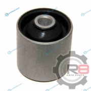 MR418807 сайлентблок заднего нижнего продольного рычага [передний]