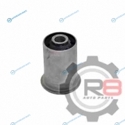 48702-26051 сайлентблок заднего нижнего продольного рычага [передний]