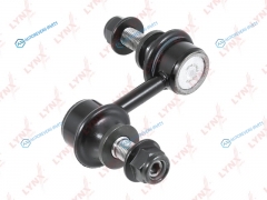 C7492LR Стойка стабилизатора | перед правлев