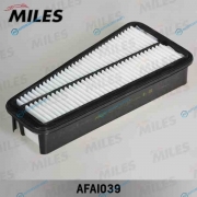 AFAI039 Фильтр воздушный TOYOTA LAND CRUISER 4.0 03- (FILTRON AP1661. MANN C35004. VIC A-1011) AFAI039