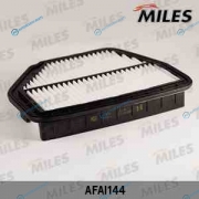 AFAI144 Фильтр воздушный CHEVROLET CAPTIVA 2.0D2.43.2 06- AFAI144 (FILTRON AP1093. MANN C29008) AFAI144