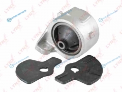 ME-1039 Опора двигателя | перед лев