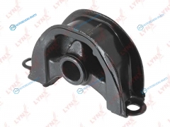 ME-1335 Опора трансмиссии | перед прав