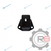 MB007023 подушка двигателя левая  правая