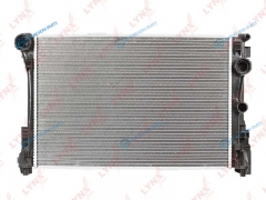 RB-1688 Радиатор охлаждения паяный AT