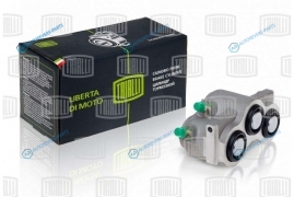 CF 321 Цилиндр тормозной рабочий | перед прав