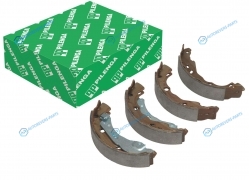 BS-P 8455 Колодки тормозные барабанные (203мм) со скобами ручника Bosch |зад. прав. лев |