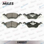 E400027 Колодки тормозные (Смесь Low-Metallic) передние (FORD FOCUS I) (без датчика) (TRW GDB1358) E400027